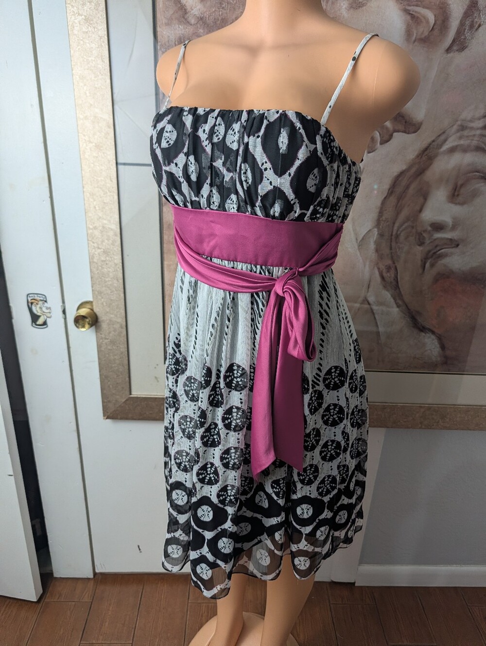 Max and Cleo Black & White Chiffon Cocktail Dress with Magenta Sash Size 4